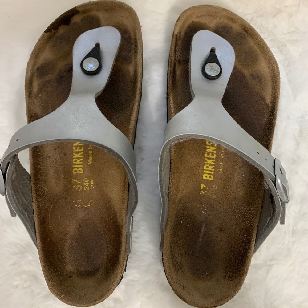 Birkenstock Women's Gizeh Thong Sandal, Silver, 37
